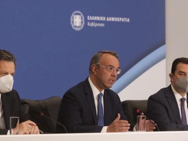 Гърция компенсира с €3.2 млрд. гражданите заради скъпия ток