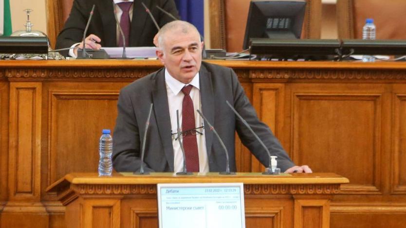 Държавата ще гарантира минимална заплата на украински бежанци