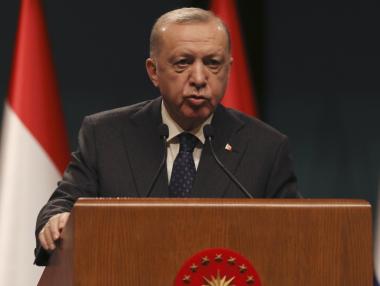 Ердоган заплашва да спре Финландия и Швеция за НАТО