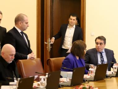 Управляващите решиха да увеличат всички пенсии с 20%