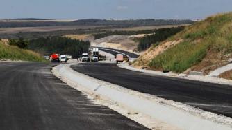 Пътната агенция обещава ремонтите да не пречат на летния трафик