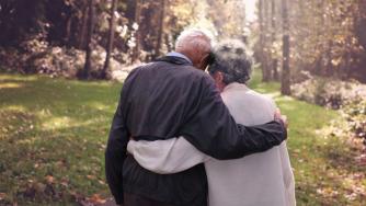 Гърция осигурява безплатни почивки за пенсионерите с ниски доходи