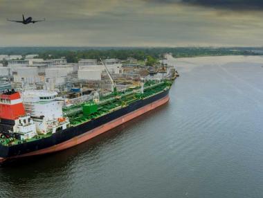 Корабите с руски петрол в морето достигат нов рекорд