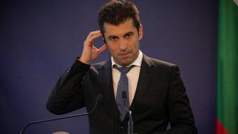 Кирил Петков ще участва в икономическия форум в Давос