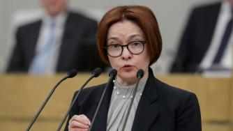 Рублата обърна посоката си след понижение на лихвите в Русия