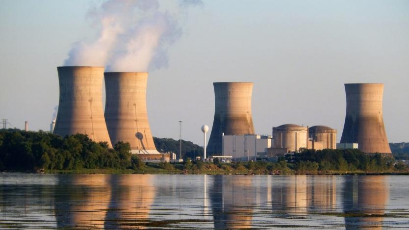 Борба с енергийната криза: Япония рестартира неработещи атомни централи