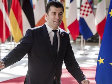 Петков: Само за нас ще има дерогация на петролното ембарго