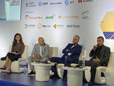 Трудният въпрос за ВЕИ – да не заменим една държава като Русия с друга?