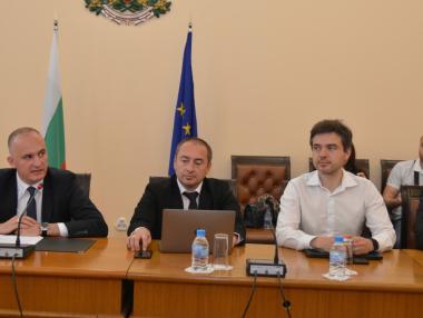 Започва работата по въвеждането на единния билет за пътуване
