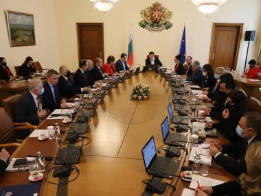 Оставка на кабинета заплашва парите по Плана за възстановяване