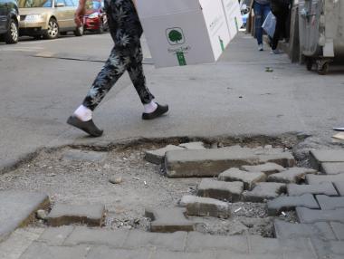 Столична община ще вземе €50 млн. заем за ремонт на тротоари