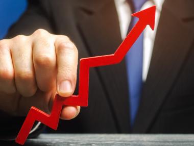 Икономиката е в подем: време е за реформи и свиване на дефицита