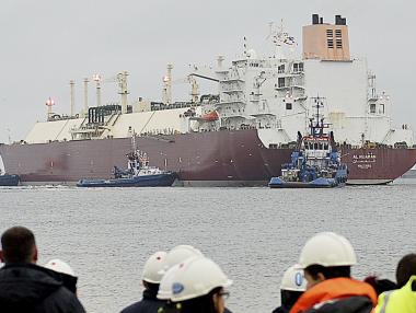 Бизнесът иска информация за обещания втечнен газ за България