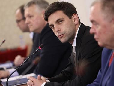 Вечерни новини: Опозицията свали председателя на НС; Газовите проблеми вещаят студена зима