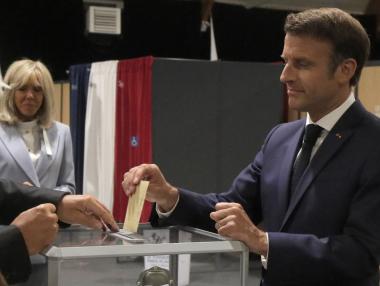 Макрон губи мнозинството си в парламента