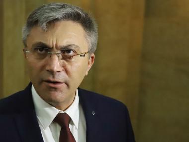 Вечерни новини: Политическото надцакване продължава; Транспортът ще поскъпне с поне 20%