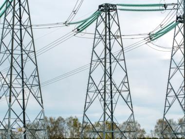 Украйна започва да търгува електроенегия с ЕС