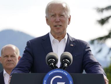 Икономиката на САЩ се е свила повече от очакваното