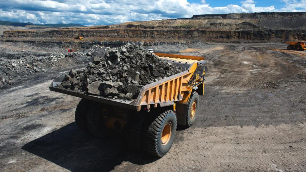 Австралия очаква рекордни приходи от износ на въглища и втечнен газ