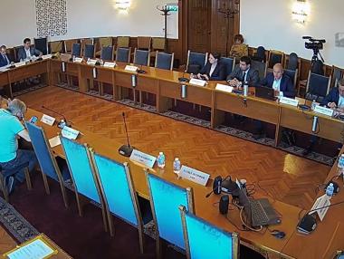 Корекцията на сгрешени винетки най-после бе задвижена в комисия