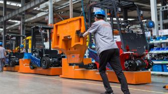 Индустрията в еврозоната расте неочаквано бързо