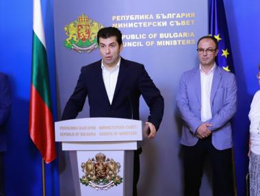 Петков: Няма да се въвеждат ограничения заради COVID