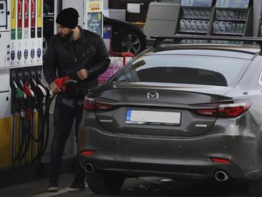 ЕК и БНБ се надпреварват в прогнозите за висока инфлация в България