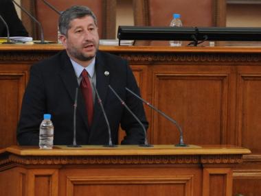 Вечерни новини: Депутатите вдигнаха прага за ДДС регистрация; Очаквания за висока инфлация