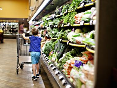 Вечерни новини: Инфлацията в България докосна 17%; ЕС с нови санкции срещу Русия