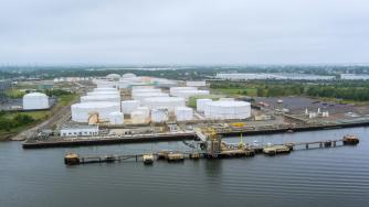 Само повече предлагане ще стабилизира цената на петрола