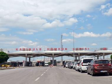 Турция вече допуска българи само с лична карта