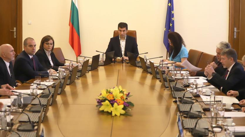 България иска да спре износа на „Лукойл“