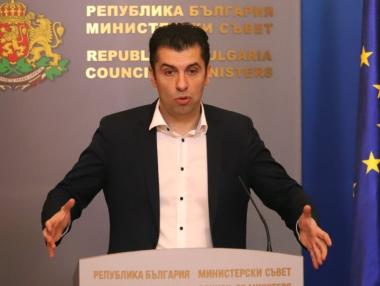 Петков склони да даде 418 млн. лв. за общински пътища и ВиК