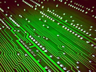 Китай обвини САЩ в изкривяване на чип пазара