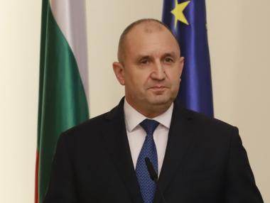 Радев: Където пиарът е бил повече от работата, наследството винаги е тежко