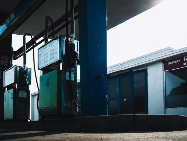 Как другите в ЕС подкрепят домакинствата заради поскъпването на горивата