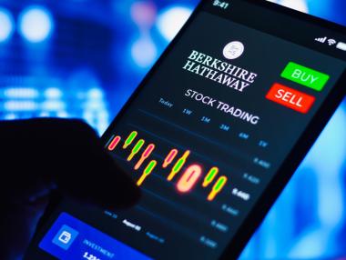 Berkshire Hathaway на Бъфет понесе $44 млрд. загуба