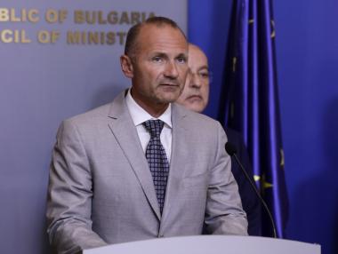 Служебният кабинет търси заем за „Булгаргаз“