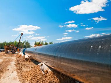 Украйна спря руския петрол до три европейски страни