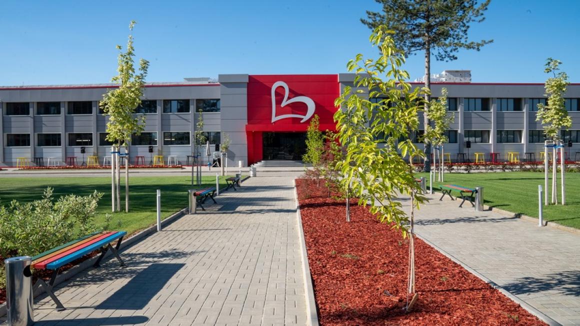 Галерия :: Снимка 3 :: ГБС изгради най-голямата мебелна фабрика в Ямбол}