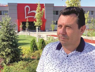 ГБС изгради най-голямата мебелна фабрика в Ямбол