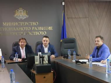 „Не знаем на кой Бог да се кланяме“: Прави се пореден списък за парите на общините