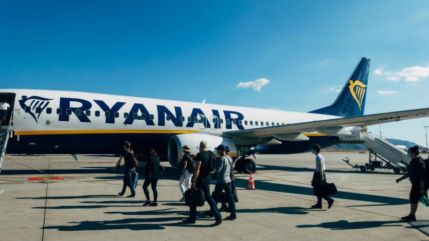 Ryanair обяви край на ерата с евтините самолетни билети