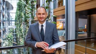 Държавата да стимулира покупката на електромобили