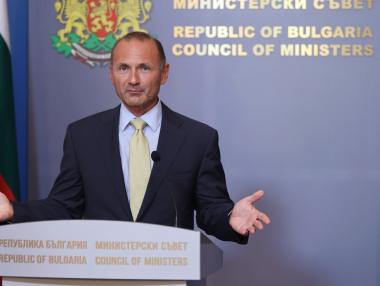 Енергийният министър допуска разговори с „Газпром“ следващата седмица