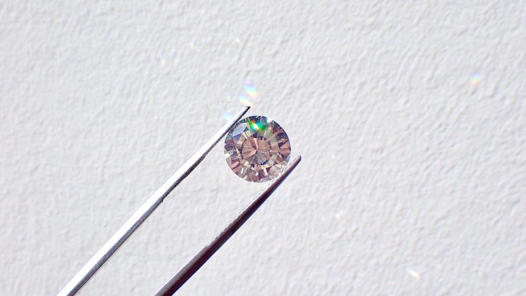 Pandora пуска бижута с лабораторно произведени диаманти