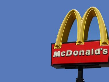 Западните компании водят неравни битки за марките си в Русия