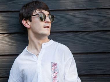 Успех въпреки всичко: Младият предприемач, който създаде „вечния букет“