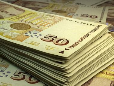 Бизнесът и домакинствата спестиха 2 млрд. лв. за месец