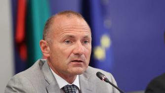Кабинетът очаква загуба за милиарди, ако България не вземе газа от „Газпром“